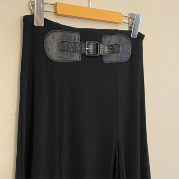 Vintage 90s Black A-Line Flared Skirt with Buckle Accent - Picture 3 of 10